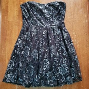 Shiny Lace Sweetheart Mini Dress